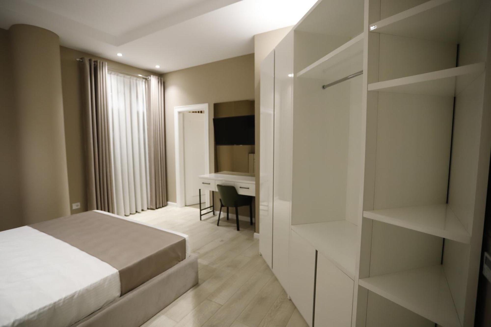 Admiral Hotel Elbasan Room photo